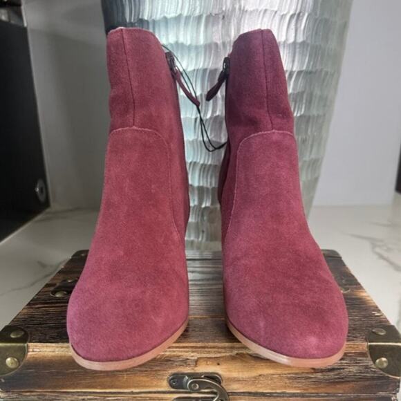Violet & Red Jay-Jay Heeled Booties in Burgundy - Picture 3 of 9